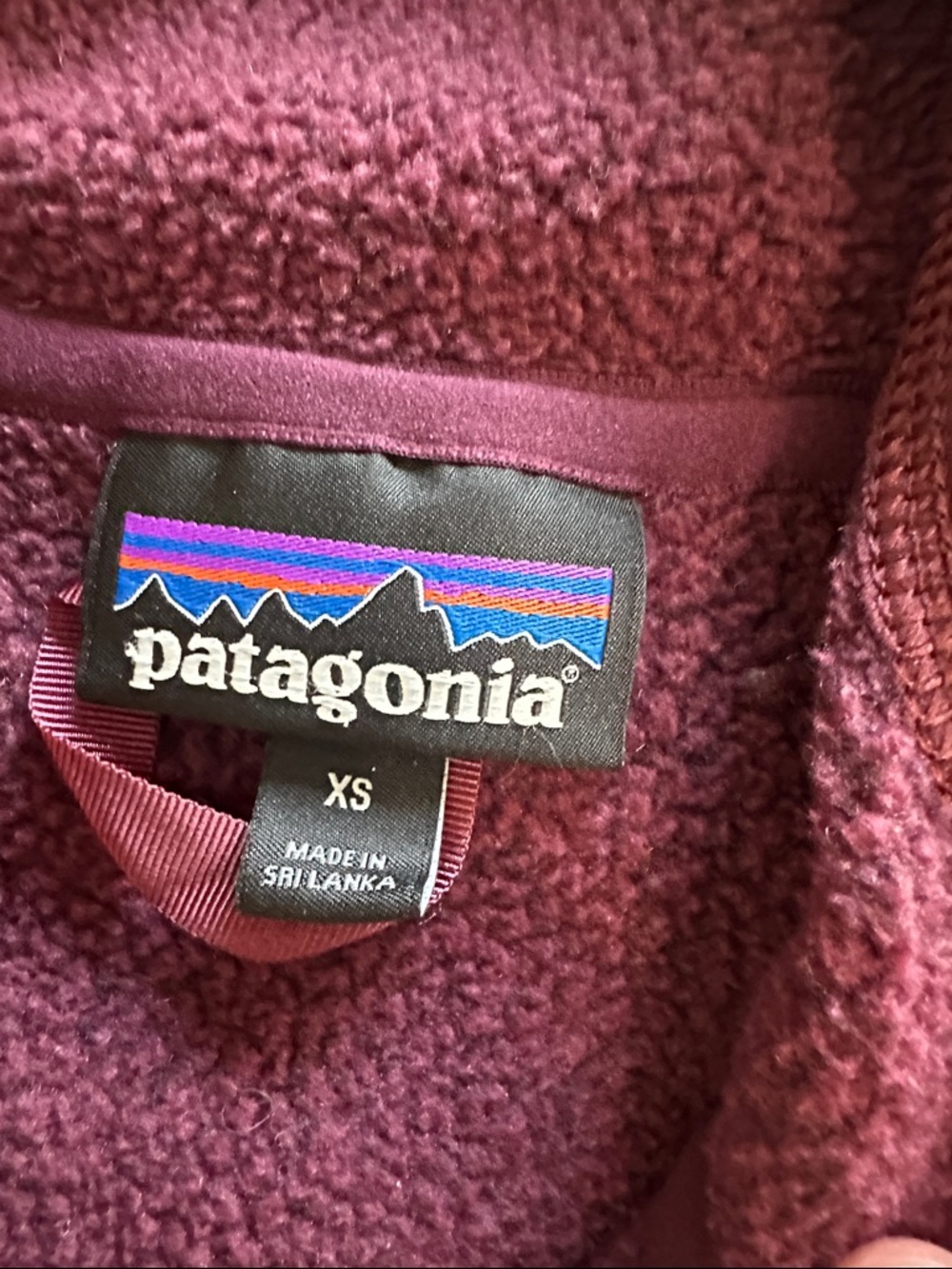 Patagonia Maroon Full-Zip Hooded Fleece Jacket - Picture 2 of 9